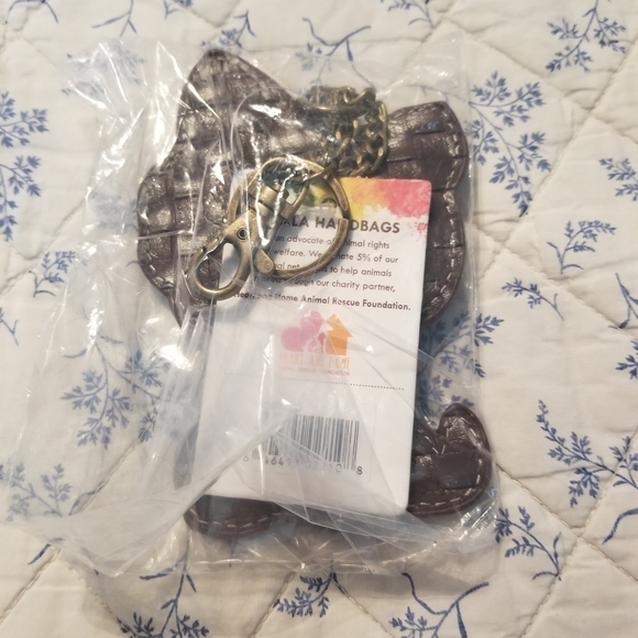 Chala charm - Picture 2 of 2